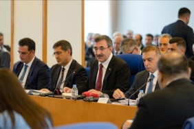 Ekonomimiz-savasin-tum-olumsuzluklarina-ragmen-2022de-yuzde-56-buyumeyi-basarmistir.jpg