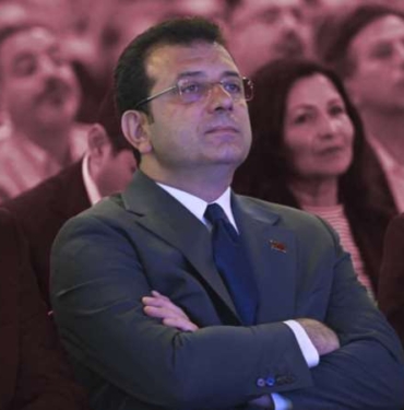 Ekrem-Imamoglu039nun-039degisim039-paylasiminin-ardindan-dikkat-ceken-kulis-039Her-an.jpg