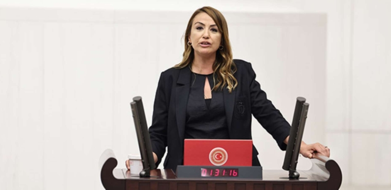 Erdogan039in-deprem-bolgesine-verdigi-soz-havada-kaldi-CHP039li-Nermin-Yildirim.jpg
