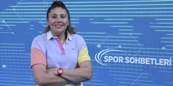 Eski milli boksör Şennur Demir, antrenörlüğe "zirveden" başladı