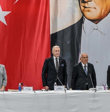 Fenerbahce-Kulubu-Yuksek-Divan-Kurulu-Toplantisi-basladi.jpg