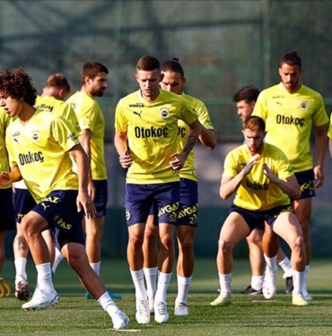 Fenerbahce-sezonun-ilk-resmi-macinda-Zimbru039yu-agirlayacak.jpg