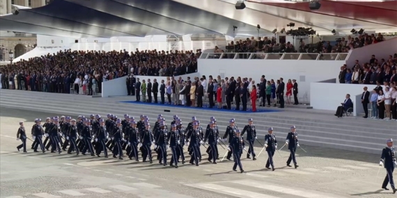Fransa'nın 14 Temmuz Ulusal Bayramı için Paris'te askeri geçit töreni düzenlendi