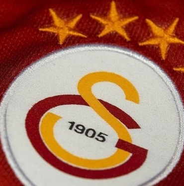 Galatasaray-Fildisi-Sahilli-futbolcu-Wilfried-Zaha039nin-transferi-icin-gorusmelere-baslandigini.jpg