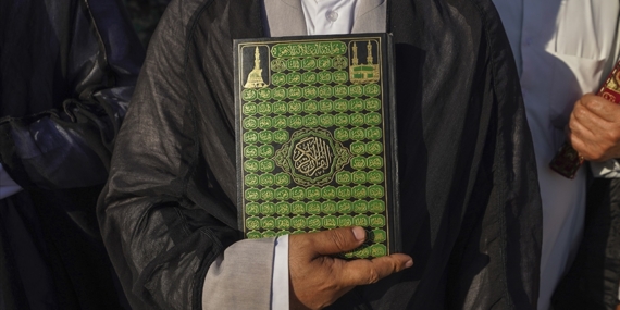 İİT'den Kur'an-ı Kerim'e saygısızlığın tekrar yaşanmaması için "toplu önlemler alma" çağrısı