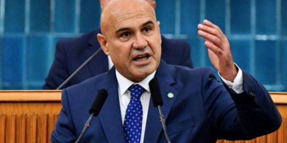 İYİ Partili Turhan Çömez paylaştı: AKP, annemin ve ablamın kimlik bilgilerini ele geçirip sahte üyelik yapmış