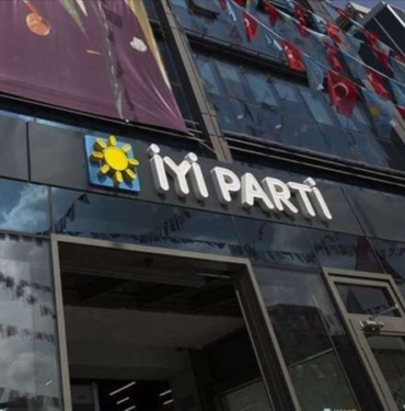 IYI-Partili-isimden-Cumhur-Ittifaki039na-039yesil-isik039-039Tartismasiz-galibiyet-olacaktir039.jpg