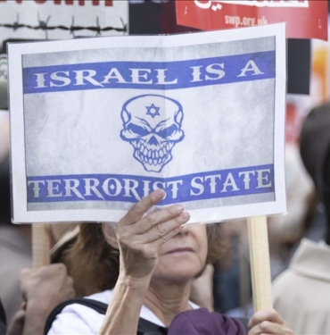 Ingiltere039de-Israil039in-Cenin-saldirisi-protesto-edildi.jpg