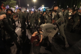 Israil039de-830-asker-yargi-reformunu-protesto-icin-gorevi-birakti.jpg