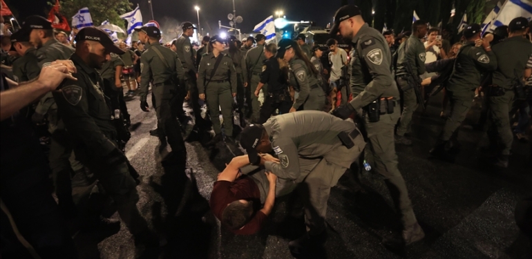 Israil039de-830-asker-yargi-reformunu-protesto-icin-gorevi-birakti.jpg