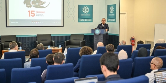 İstanbul'da "15 Temmuz Bağlamında Sivil Toplumun Önemi" paneli düzenlendi