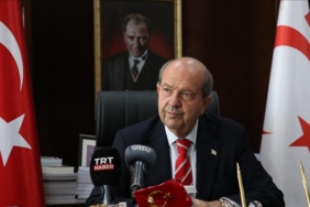KKTC-Cumhurbaskani-Tatar-Darbeleri-bir-kez-daha-lanetliyorum.jpg