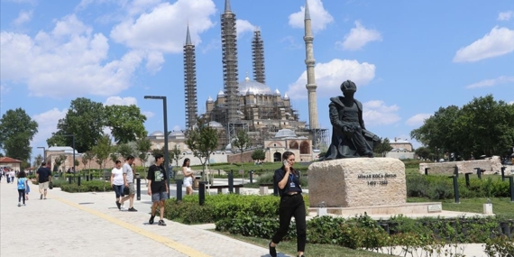 Kırkpınar'a olan ilgi turizmcileri sevindirdi