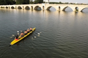 Kirkpinar039da-mucadele-edecek-baspehlivanlar-guresten-once-Meric-Nehri039nde-kurek-cekti.jpg