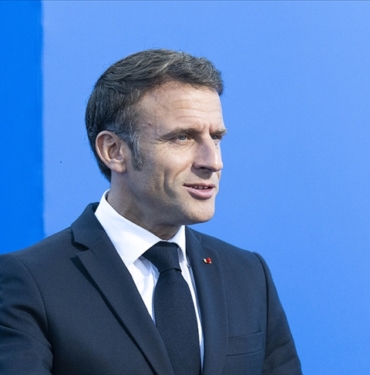 Macron-Fransa039nin-ozerk-bolgesi-Yeni-Kaledonya-icin-anayasal-degisiklik-sozu.jpg