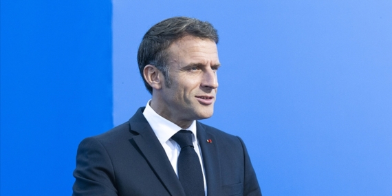 Macron, Fransa'nın özerk bölgesi Yeni Kaledonya için anayasal değişiklik sözü verdi