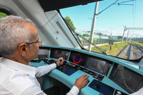 Milli-Hizli-Treni-yolcu-tasimaciligina-2025te-kazandirmayi-hedefliyoruz.jpg