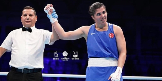 Milli boksör Busenaz Sürmeneli'den 3. Avrupa Oyunları'nda altın madalya
