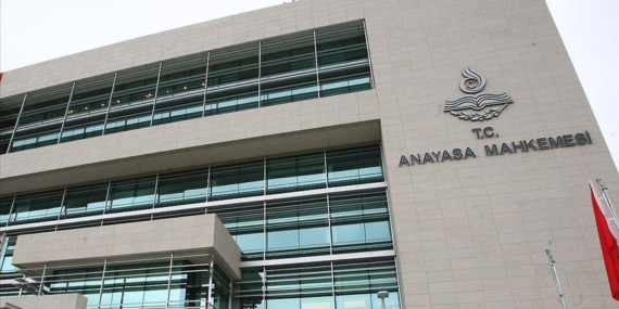 Öğretmenlik Meslek Kanunu'na ilişkin iptal istemi hakkında AYM'de sözlü açıklama yarın yapılacak