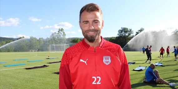 Pendikspor'un tecrübeli kaptanı Erdem Özgenç, kariyerini Süper Lig'de tamamlamak istiyor