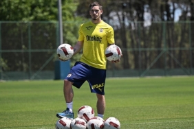 Ryan-Kent-Fenerbahce039ye-sampiyonluklar-yasamak-icin-geldi.jpg