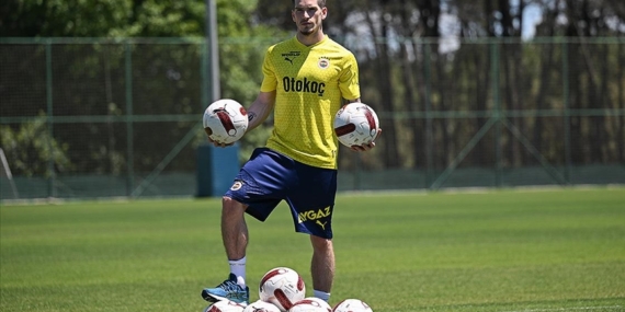 Ryan Kent, Fenerbahçe'ye şampiyonluklar yaşamak için geldi