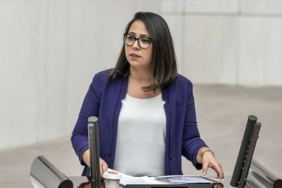 TIP-Sozcusu-Sera-Kadigil039den-Aile-Bakani039na-yanit-039Magdur-erkek-diyorlar.jpg