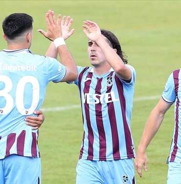 Trabzonspor-hazirlik-macinda-Rabotnicki039yi-4-golle-gecti.jpg