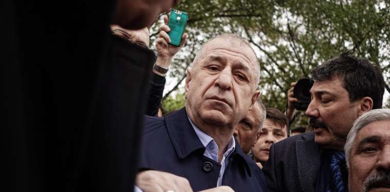 Zafer-Partisinden-il-teskilatlarina-039Fransa039-gerekceli-talimat-Etkinliklere-katilmayin.jpg
