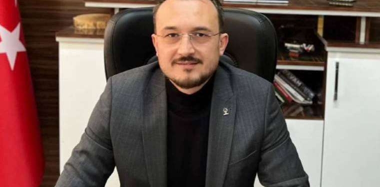 AKP039li-Ahmet-Kulat-istifa-etti.jpg