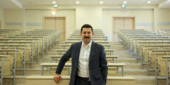 Akademisyen Eken, CHP Çankaya İlçe Başkanlığına aday