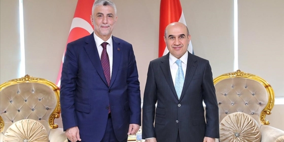 Bakan Bolat: Irak'ın 3 yıllık bütçesinde yatırımlara ayrılan payın büyüklüğü firmalarımıza önemli fırsatlar sunuyor