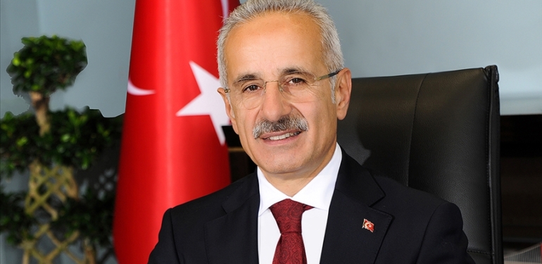 Bakan-Uraloglu-Turkiye-muasir-medeniyetler-seviyesinin-uzerine-cikma-yolunda-kararli.jpg