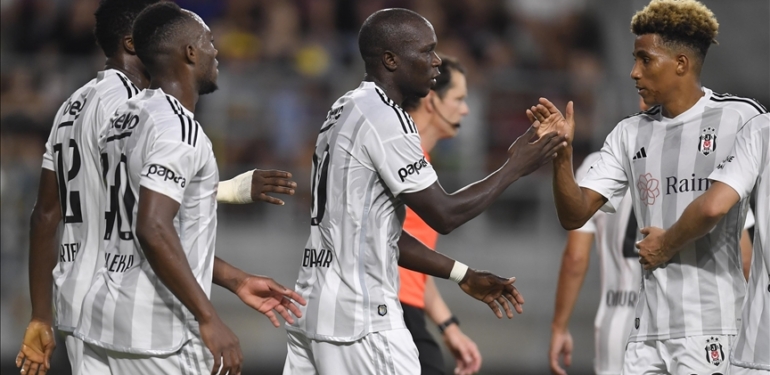 Besiktas-Dinamo-Kiev-deplasmanindan-galibiyetle-dondu.jpg