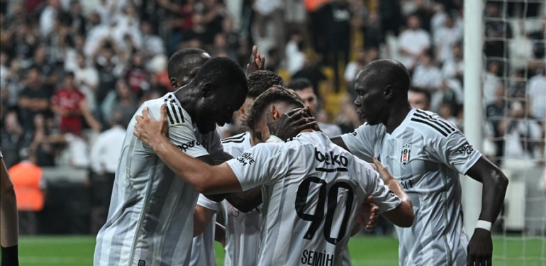 Besiktas-UEFA-Avrupa-Konferans-Ligi039nde-tur-icin-sahaya-cikacak.jpg