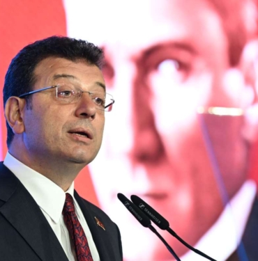 CHP039de-degisimciler-Ekrem-Imamoglu039nun-belediyeye-yonelis-nedenini-anlatti-Istanbul-korkusu.jpeg