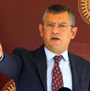 CHP039li-Ozgur-Ozel039den-039adaylik039-aciklamasi.jpg
