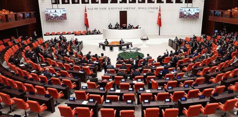 Cumhuriyet-gundeme-getirmisti-Borsa039da-sizinti-vurgunu-Meclis039e-tasindi.jpg