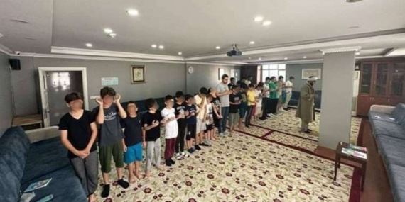 Devlet korumasındaki çocuklar tarikat kampına gönderildi!