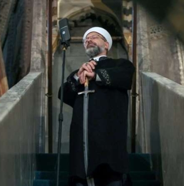 Diyanet-Isleri-Baskani-Ali-Erbas-kendisine-yapilan-hutbe-elestirilerine-tepki.jpg