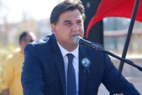 Fethiye-Belediye-Baskani-Karaca039dan-bayrak-aciklamasi-Firma-bize-sormadan-jest.jpg