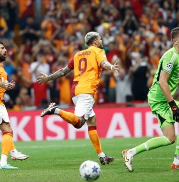 Galatasaray-konuk-ettigi-Molde-karsisinda-ilk-yariyi-onde-tamamladi.jpg