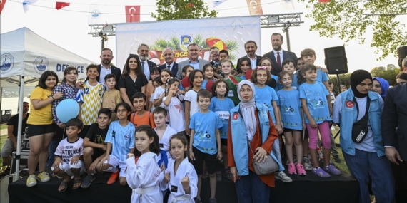Gençlik ve Spor Bakanı Bak: Ülkesini seven, ülkesi için çalışan, ülkesi için koşan gençlere ihtiyacımız var