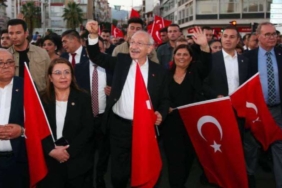 Kilicdaroglu-Aydin039da-30-Agustos-kortejinde.jpg