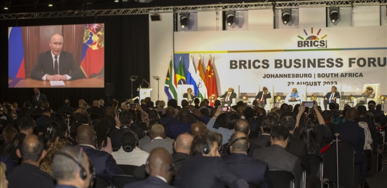 Putin-BRICS039in-dunyadaki-etkisini-genisletmek-icin-calismalar-surecek.jpg