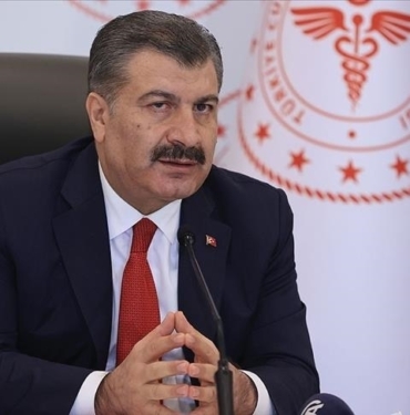Saglik-Bakani-Koca-Bir-hastanede-malzeme-sikintisina-bagli-tedavinin-yapilamadigi.jpg