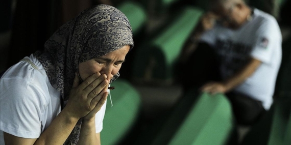 Srebrenitsa Anıt Merkezi, Srebrenitsa soykırımını inkar edenlerin yer aldığı raporu açıkladı