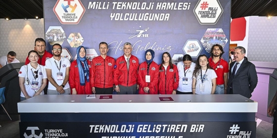 Ticaret Bakanı Bolat: Türkiye büyümeye, istihdam yaratmaya, ihracat yapmaya devam ediyor