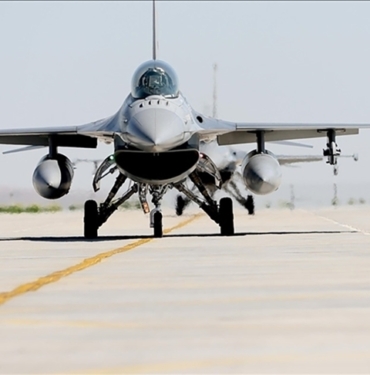Ukrayna-teslim-alacagi-F-16039larla-Rusya039ya-karsi-ustunluk-kurmayi-planliyor.jpg