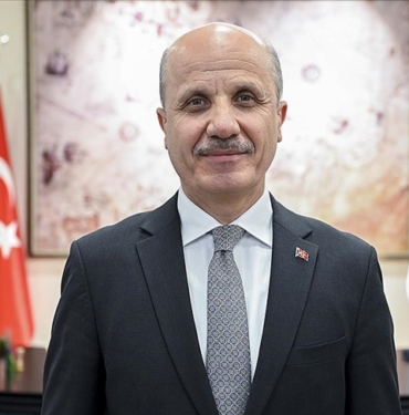 YOK-Baskani-Ozvar039dan-tercih-yapacak-adaylara-oneriler.jpg